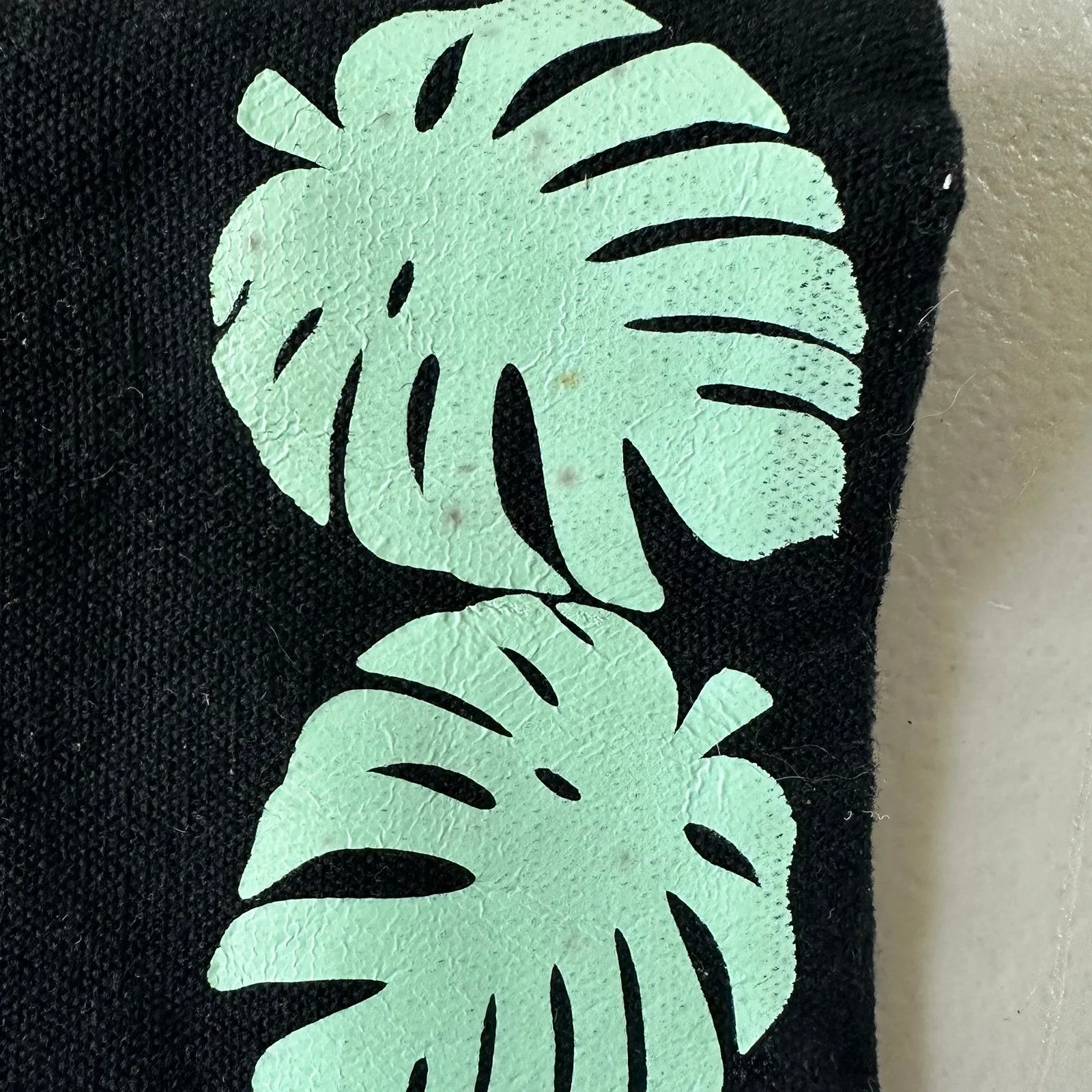 Unbranded Black Canvas Hawaiian Tropical Monstera Leaves Zipper Pouch - Image 4