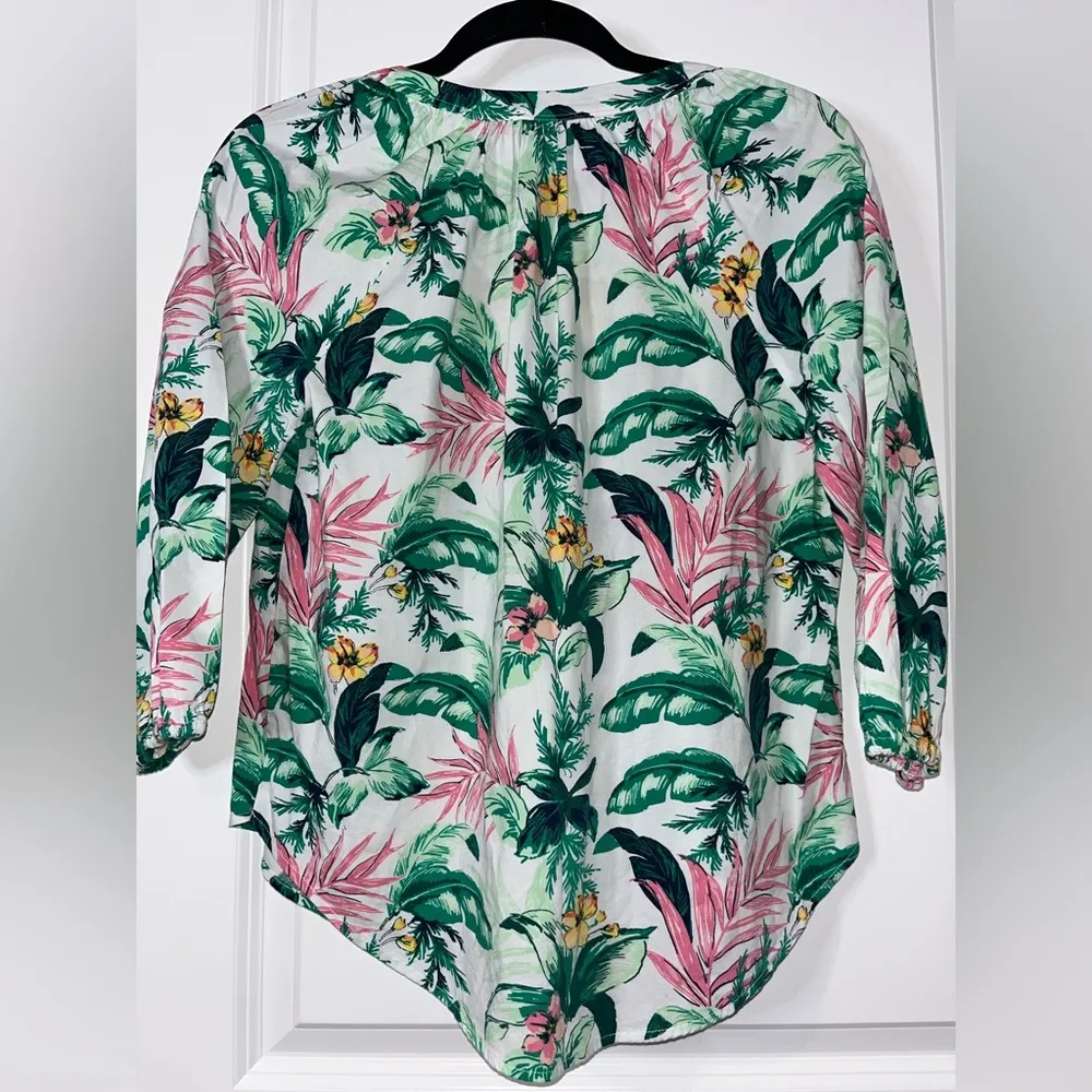 LOFT Botanical Print Henley Pullover Button Up Tropical Floral Blouse Size Small - Image 2