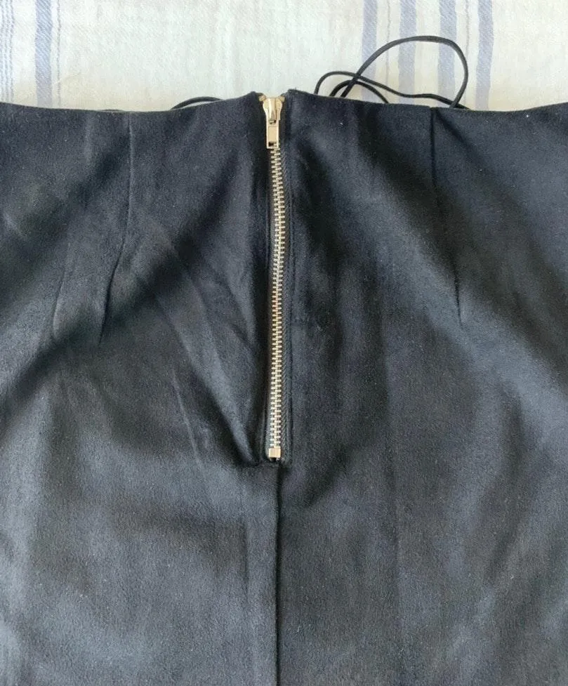 Forever 21 Velvet Mini Skirt - Image 4