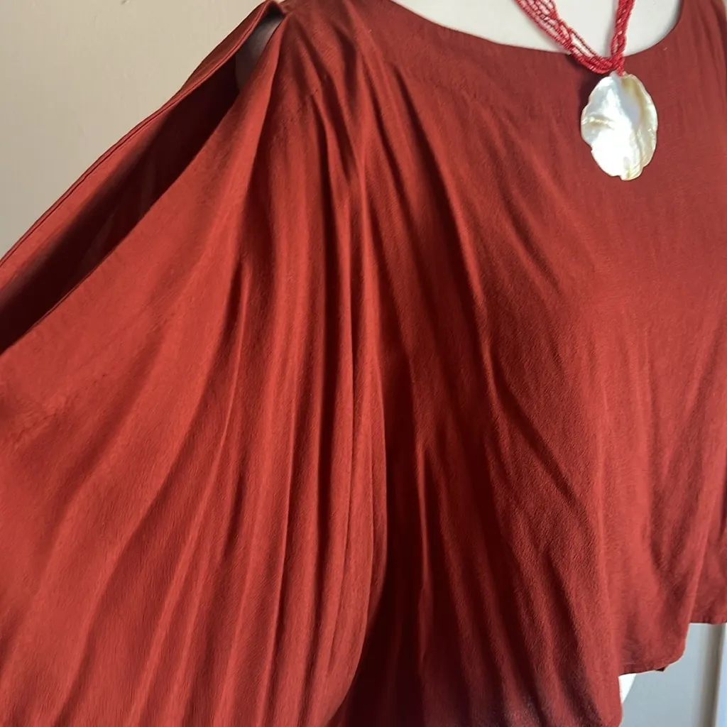 Flowy Rust Orange Open Shoulder Top Size XL Red - Image 2