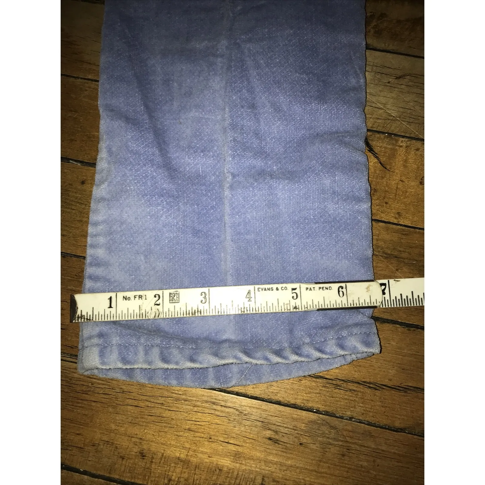 Levi's Junior Size 7 Light Blue Tufted Jeans - Image 5