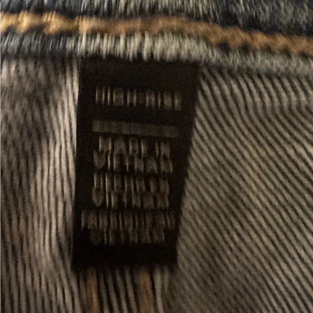 EUC White House Black Market The Everyday Soft High Rise Skinny side rhinestones - Image 6