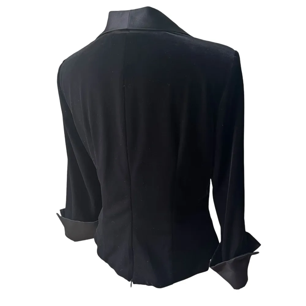 Xscape by Joanna Chen Black Velvet Evening Top with Faux Belted Side, Sz 10 - Image 6