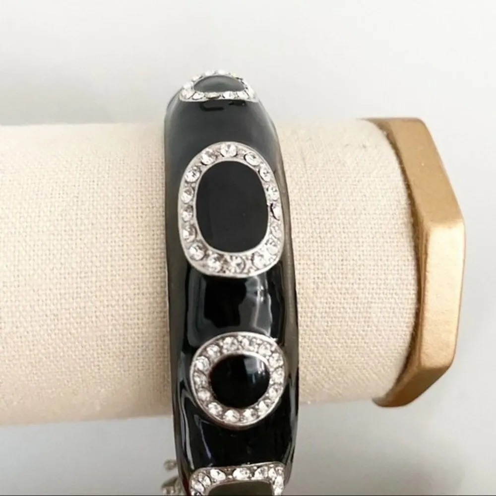Lia Sophia Surreal Black Enamel Bangle Bracelet Rhinestone Accents Hinge Close - Image 4