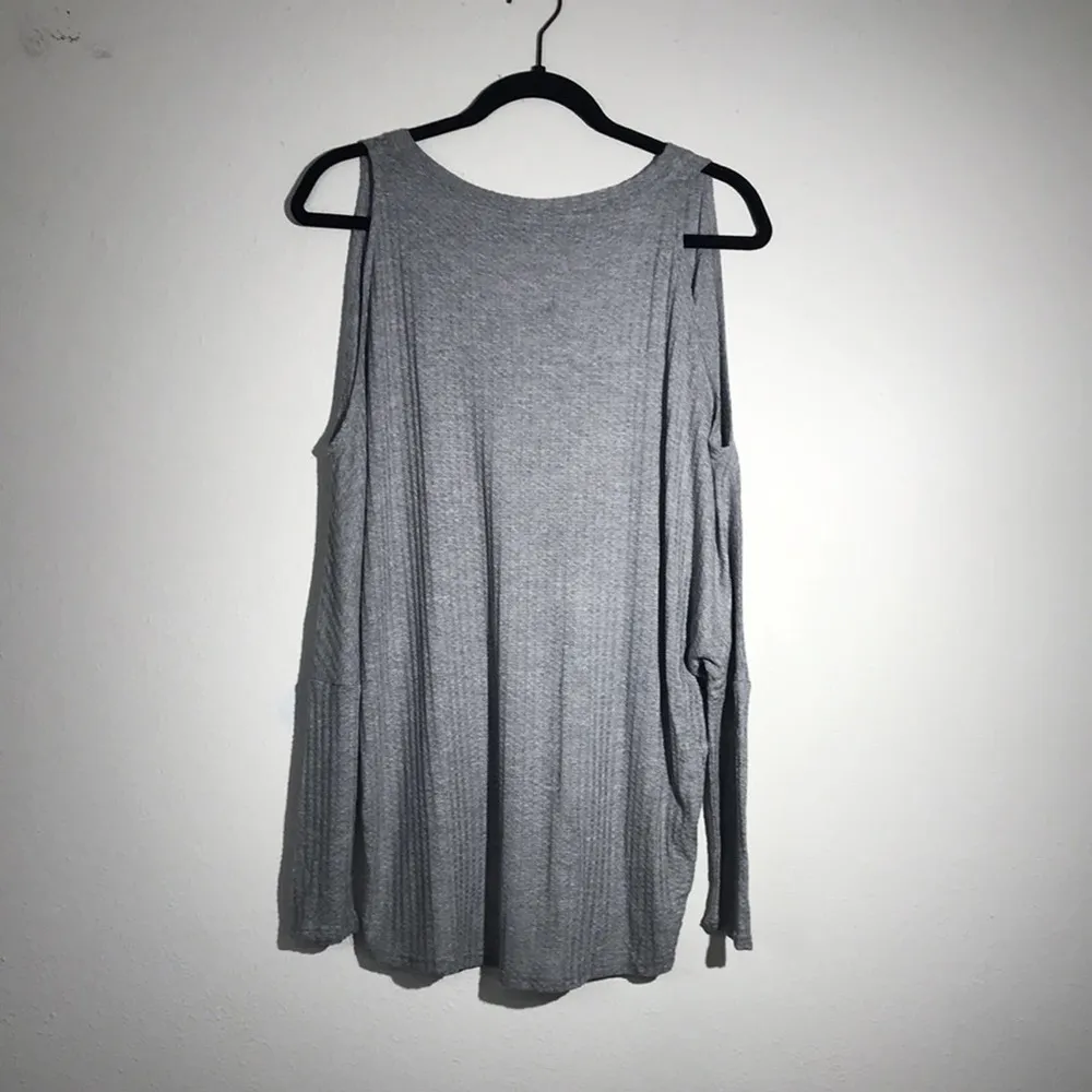 Chaser Heather Grey Cold Thermal Shoulder Dolman Shirt Size Medium NWT - Image 10