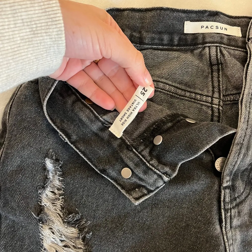 PACSUN Denim Shorts 25 Womens Black Wash Raw Hem Button Fly Ultra High Rise - Image 3