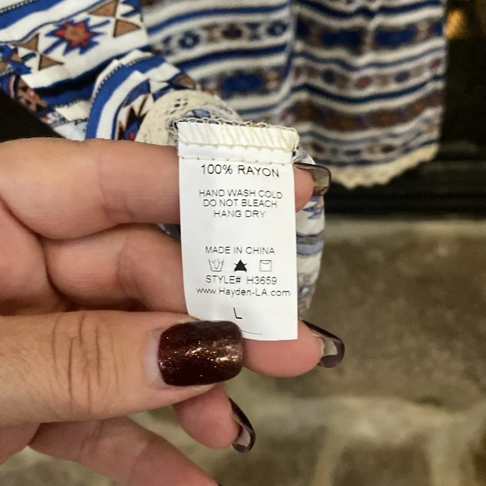 LA sleeveless boho navy blue brown Aztec print mini dress keyhole back - Image 7