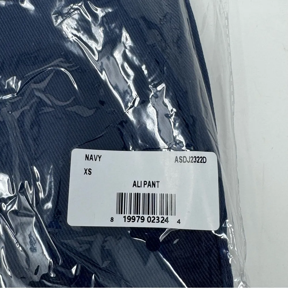 Saks  Size XS Ali Pants Navy Cropped Utility Elastic Waist Cotton NEW - Image 13