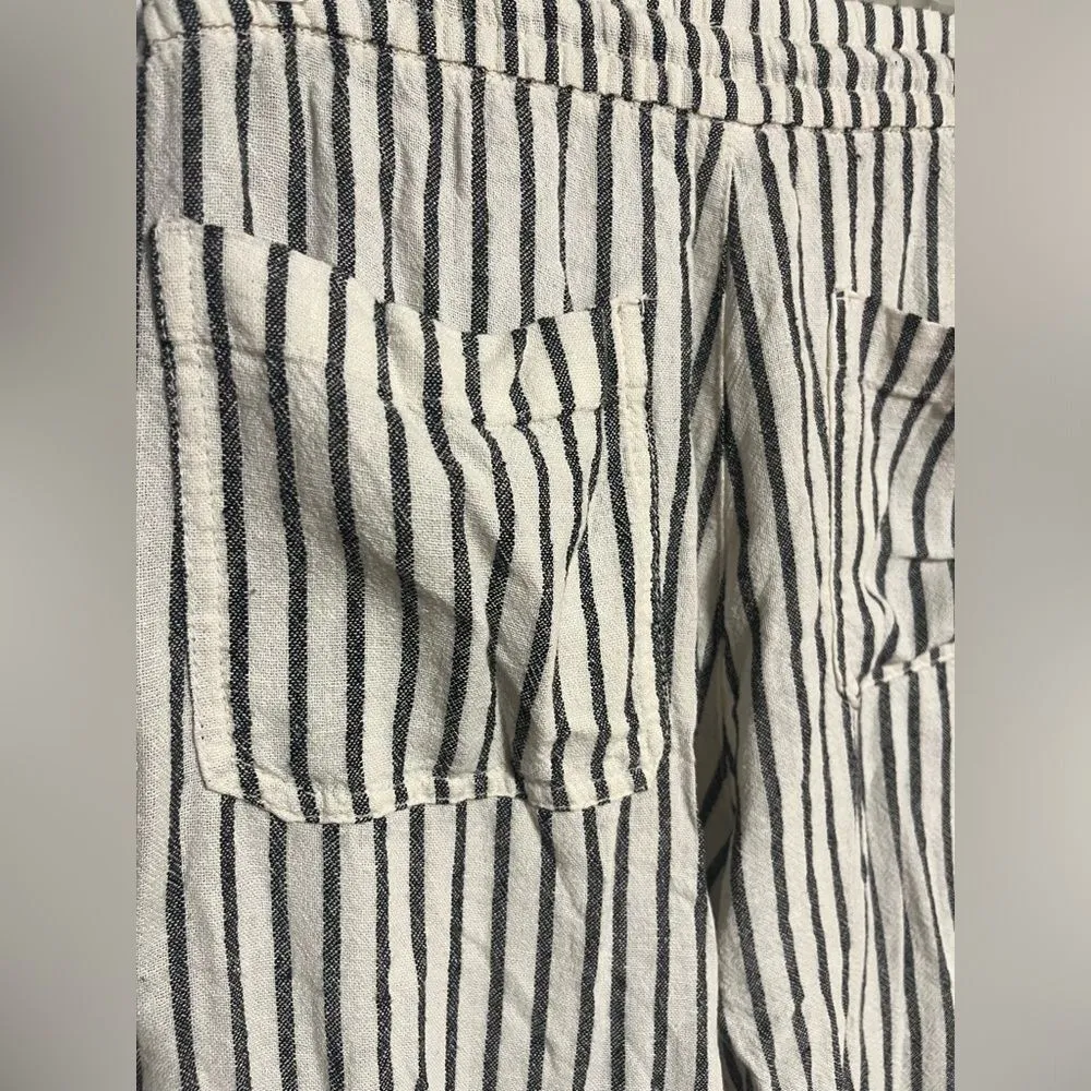 Old Navy  Cropped Linen Pants - Image 2