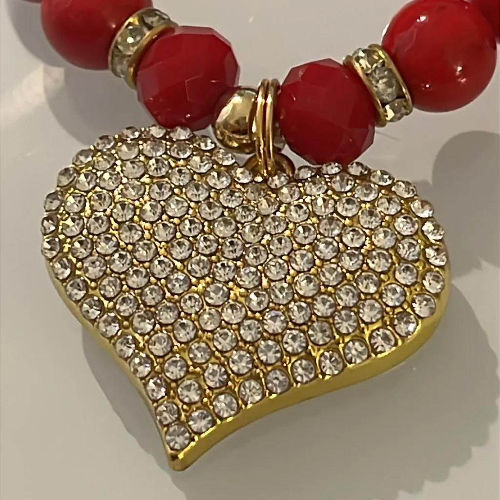 Red Beaded Bracelet with large Gold Heart Charm - Image 2