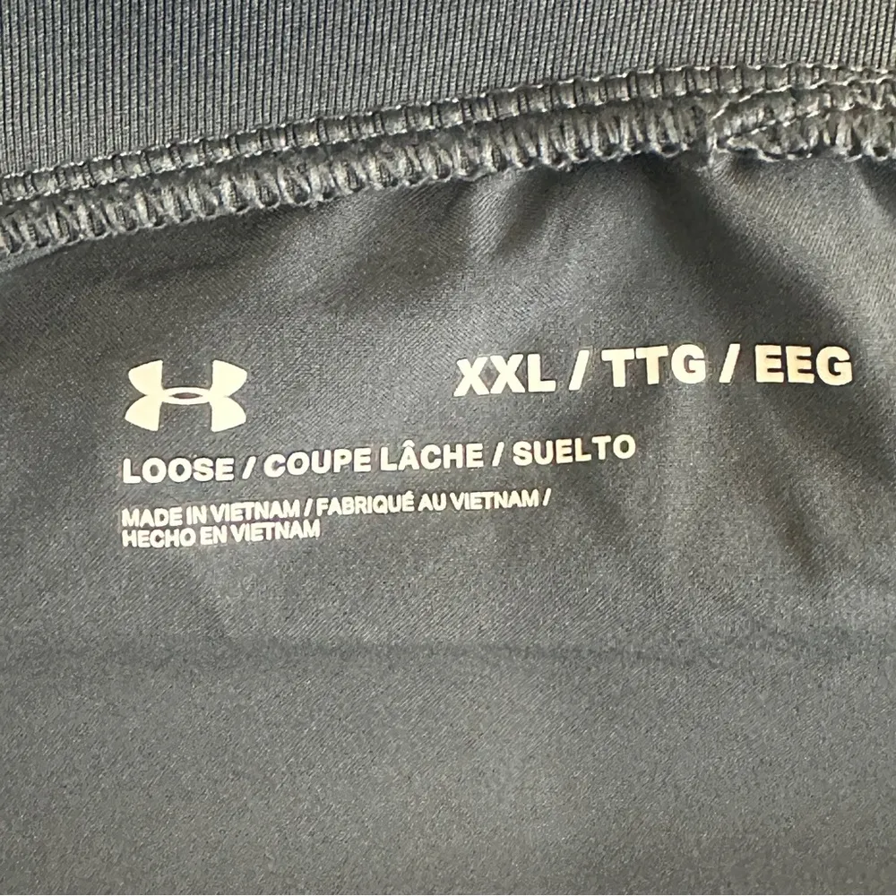 Under Armour Running Shorts Womens XXL Gray Loose Fit Mesh Trim Athletic Gym - Image 4