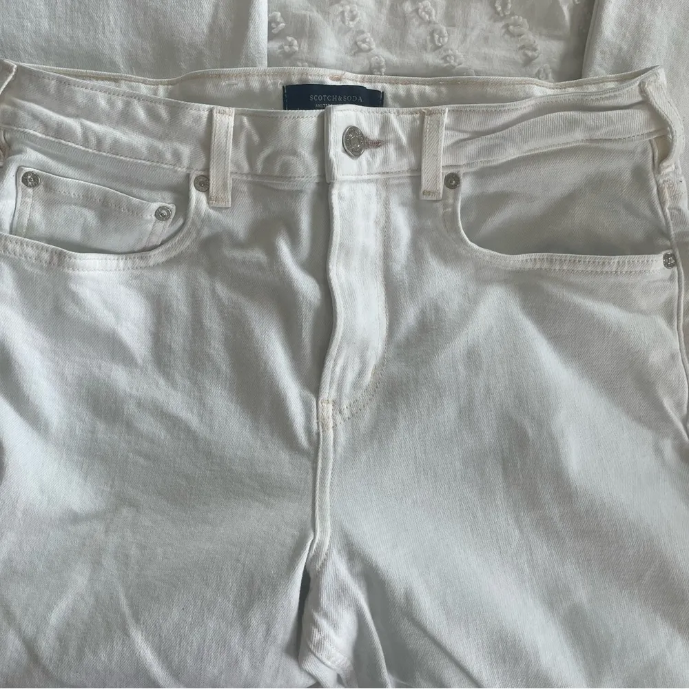 Scotch & Soda  Cream High Rise Kick Flare 31/32 - Image 7