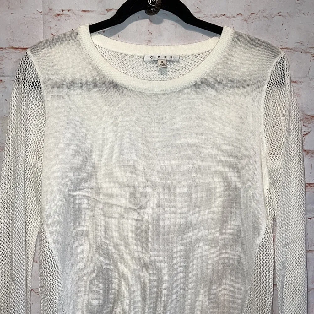 Cabi 213 knit ivory sweater split back boat neck casual pullover S sheer arms - Image 2
