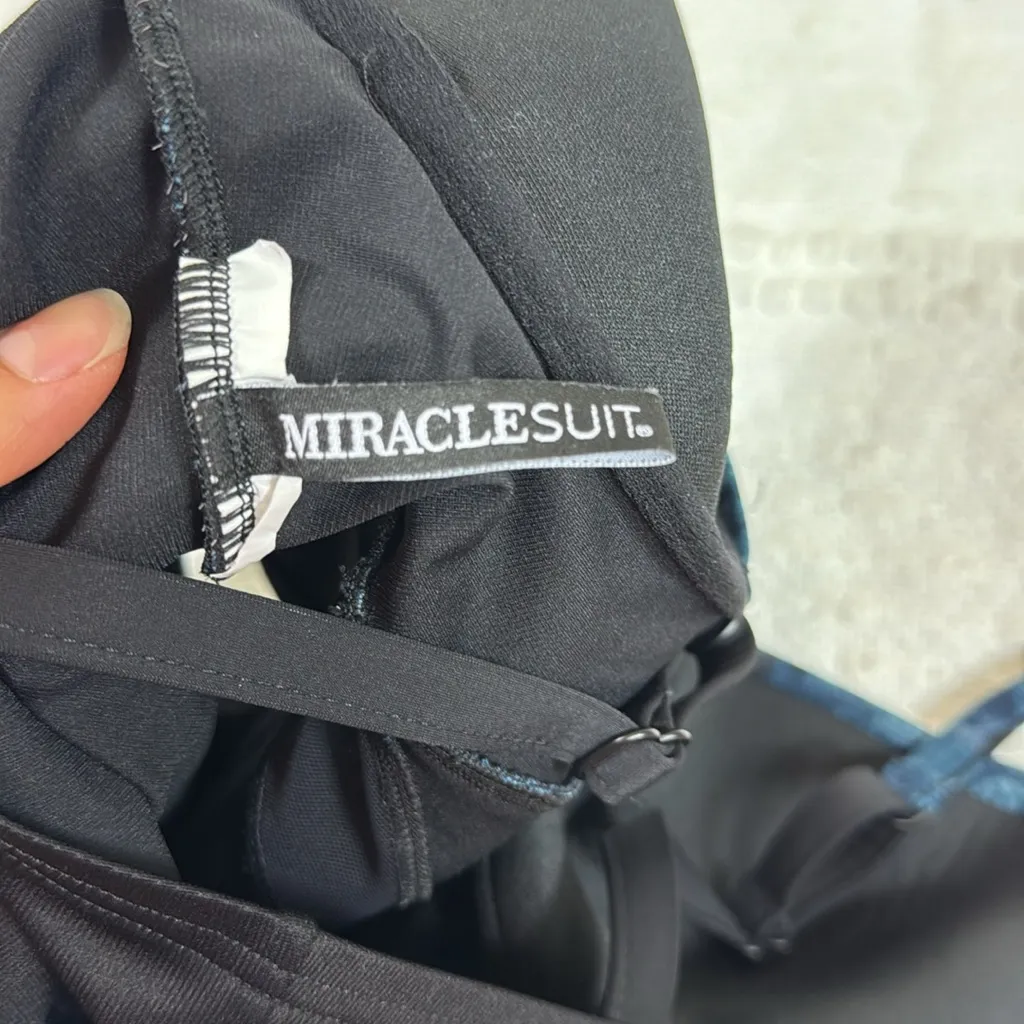 Miracle Suit‎ Mystique One Piece in Titania Size 6 - Image 8