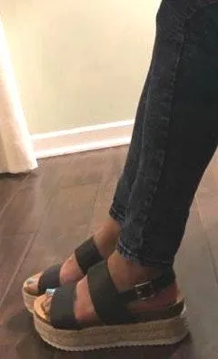 Brand New Platform Sandals Size 7.5 - Image 4