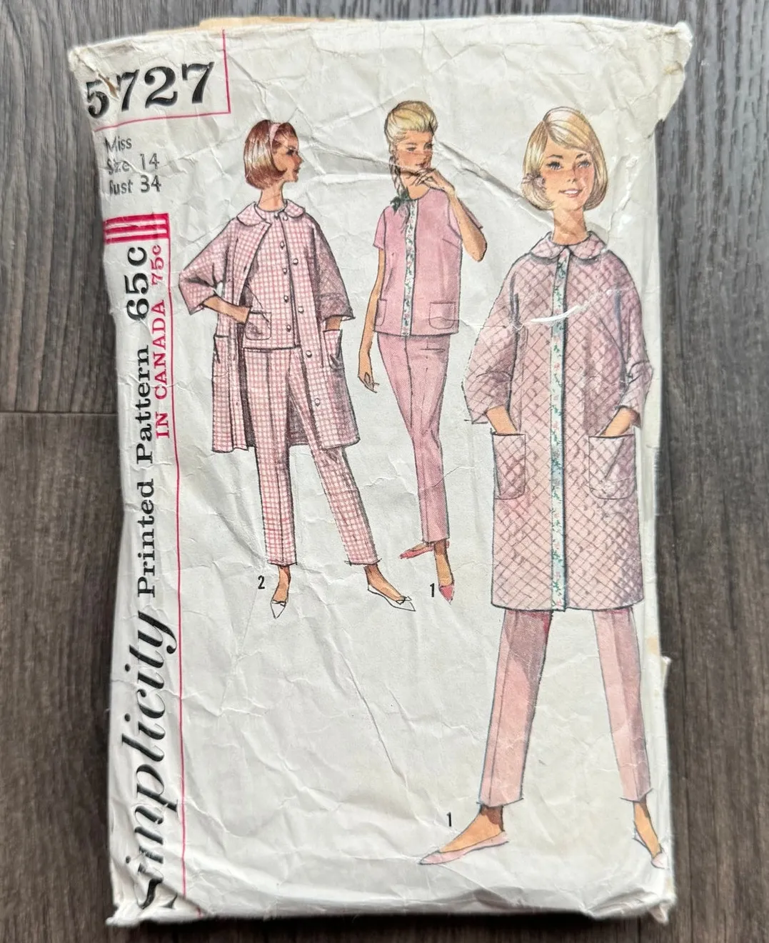 Vintage 1960s Simplicity 5727 Sewing Pattern Womens Sz S Pajama & Robe COMPLETE White - Image 1