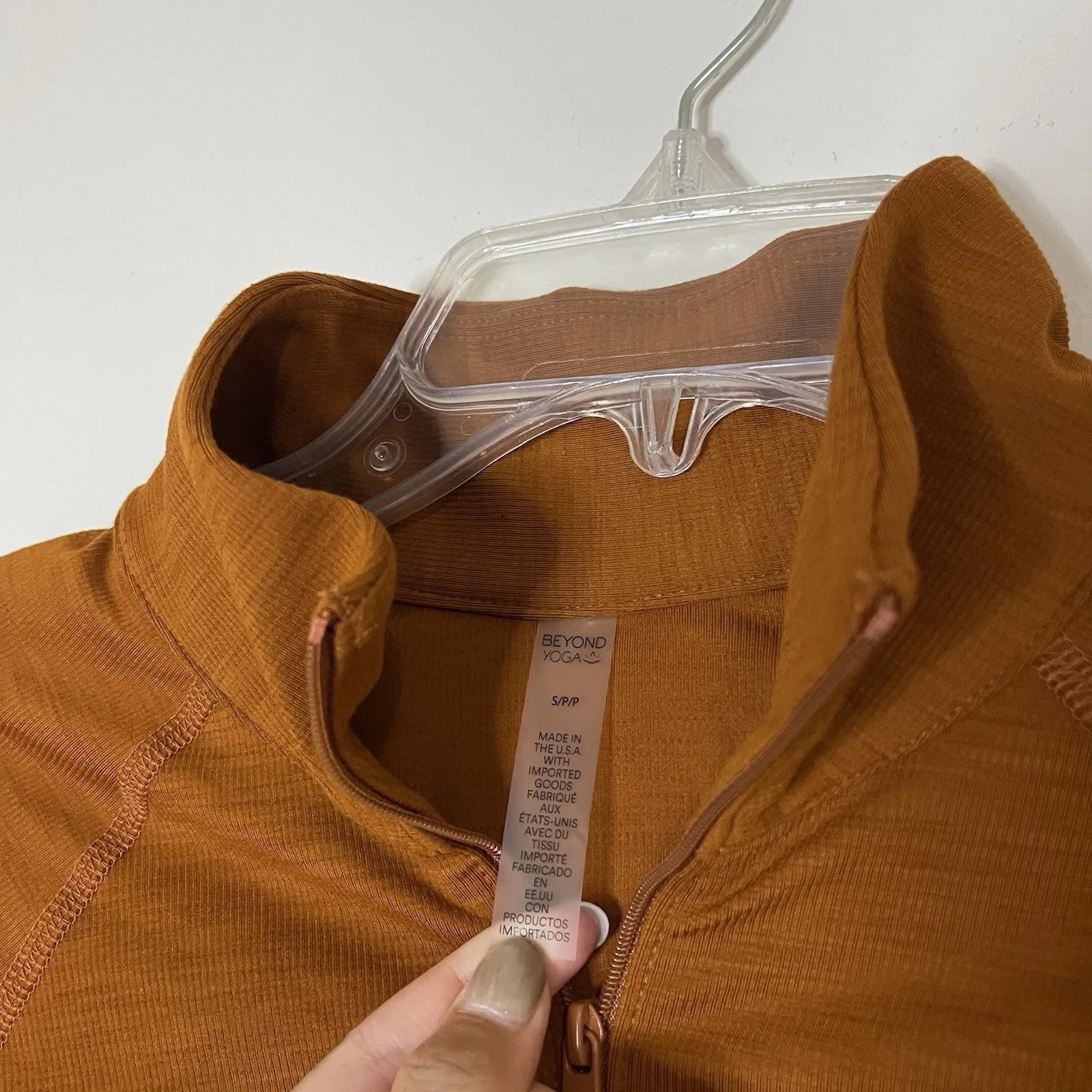 Beyond Yoga  Heather Rib Take A Hike Zip Pullover orange rust size small - Image 2