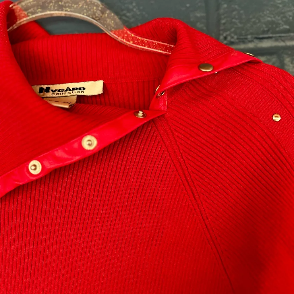 Vintage Sweater, Leather detailing Women's sweater‎ with Button Detail Red Size M - Image 5