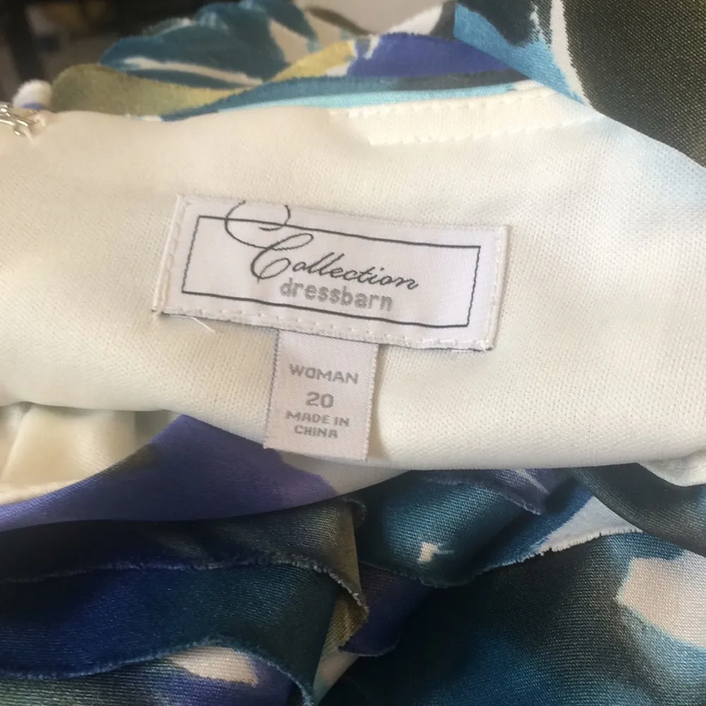 FINAL MARKDOWN LADIES' dressbarn Elegant Dress (20) - Image 5