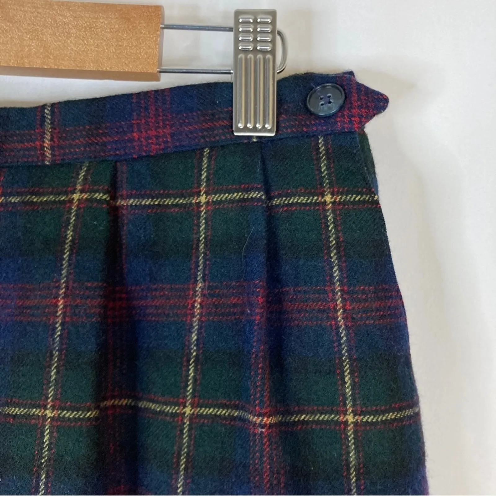 Bristol County | Vintage 100% Wool Plaid Skirt Made in USA Green Size 10 - Image 5