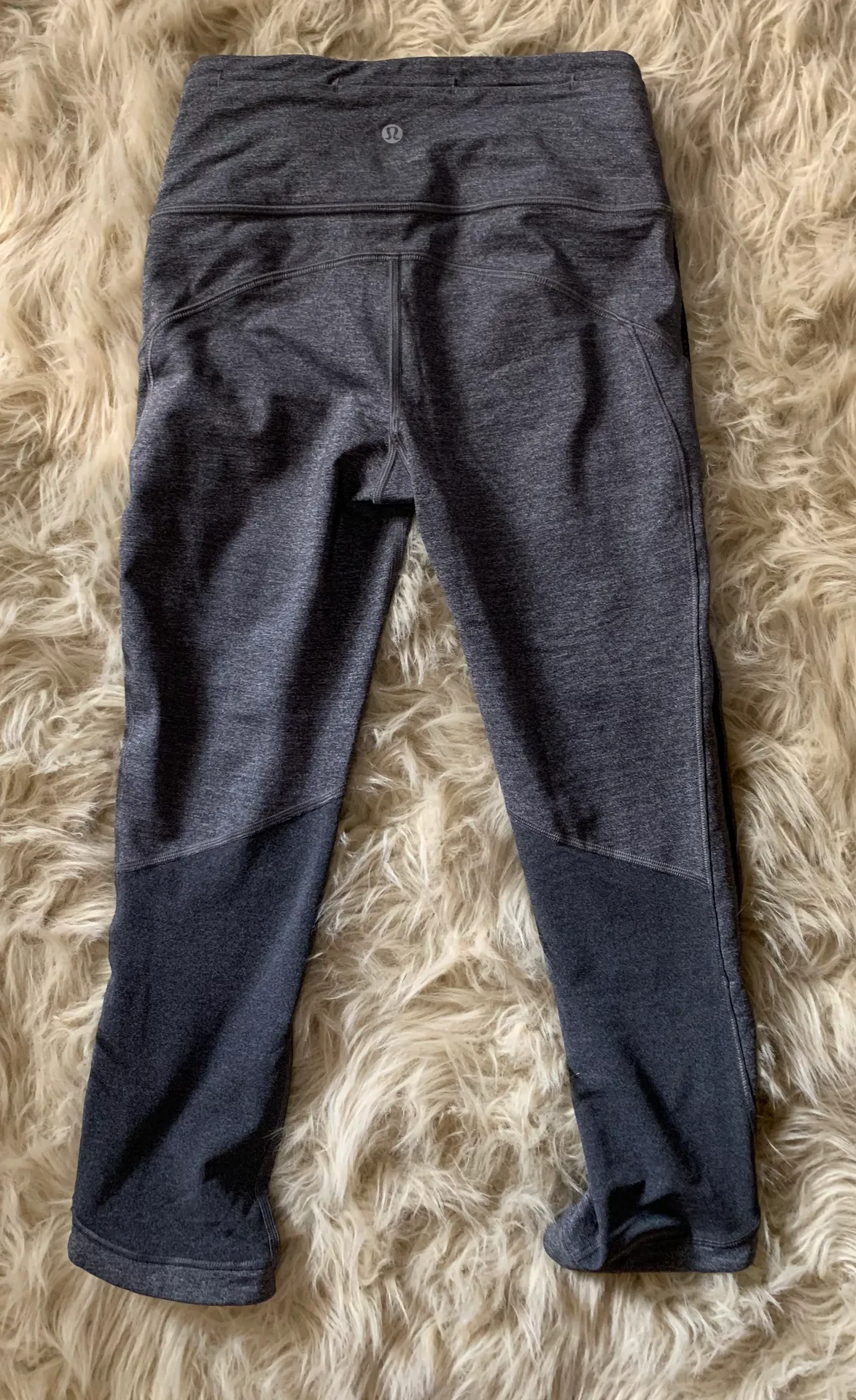 Lululemon 7/8 Leggings - Image 3