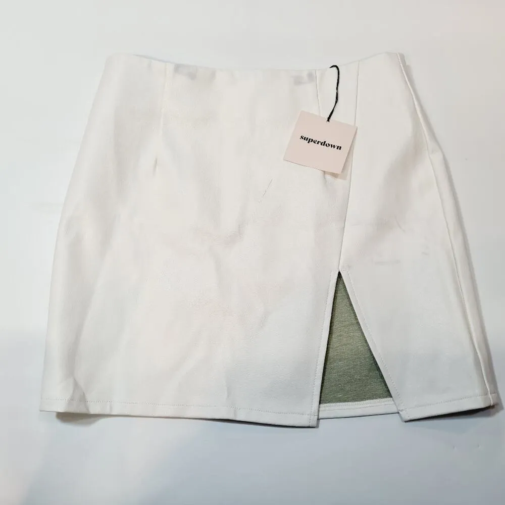 Superdown Trinity Faux Leather Skirt in White XS - Image 3