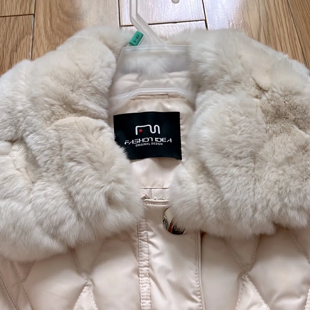 Winter down women’s coat with removable real fur, size S - Image 2