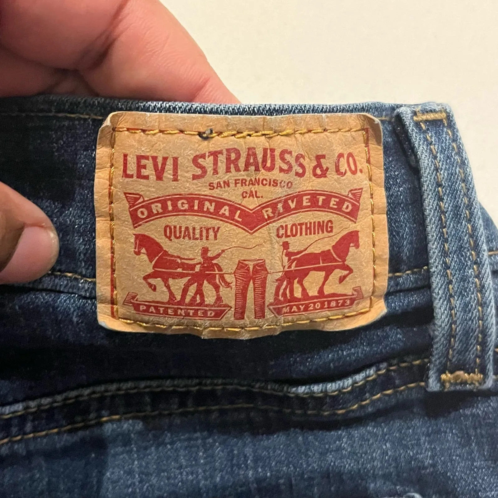 Levi’s Women’s 26 Mid Length‎ Blue Shorts Jean Denim - Image 3