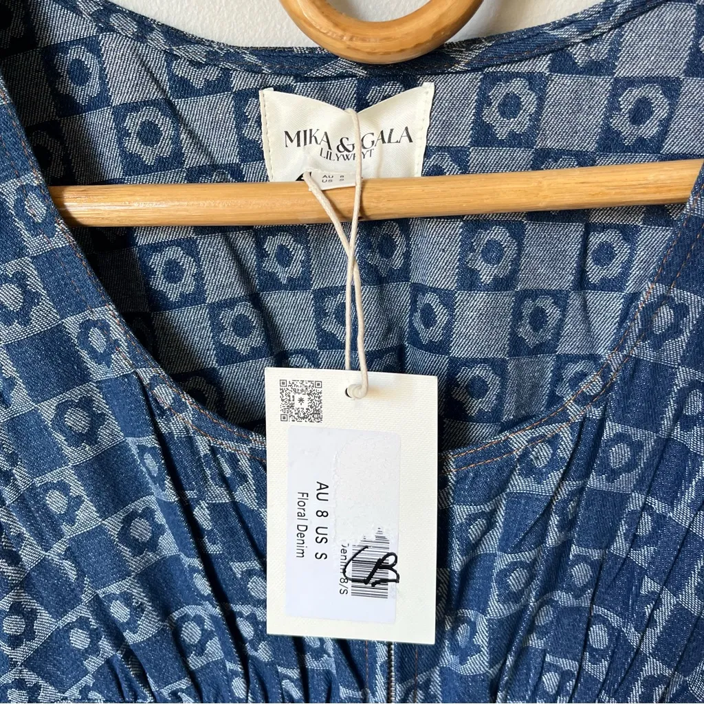 MIKA & GALA Hair Down Square Neck A-Line Midi Dress Floral Denim Women’s Small - Image 3