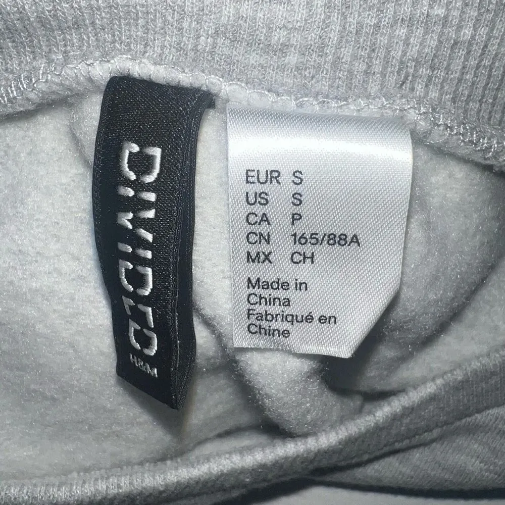 Divided H&M Team Internet Sweatshirt Womens Size S Gray Crew Neck Pullover - Image 5
