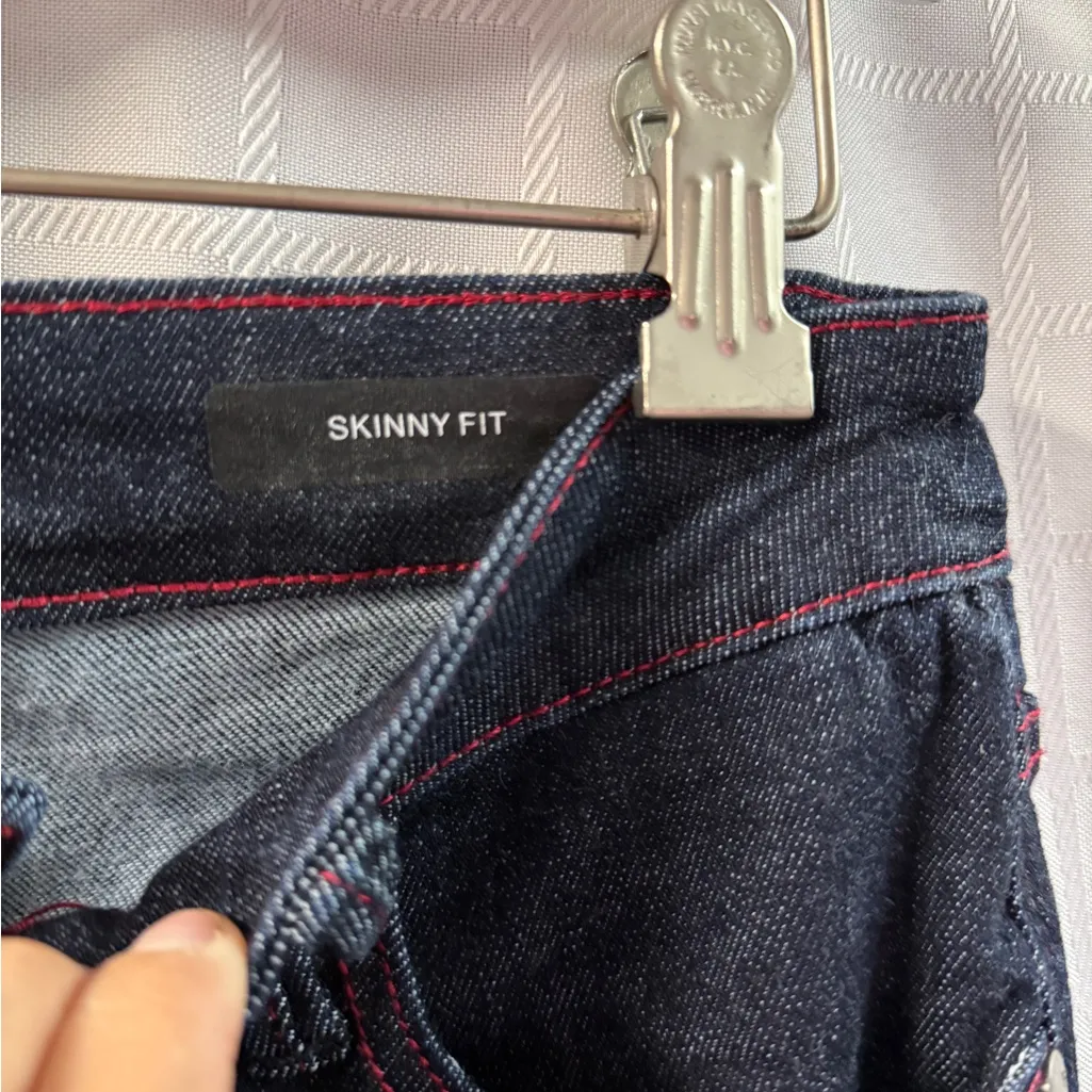 Judy Blue Dark Blue Skinny Jeans heart shaped back pockets 7/28 - Image 6