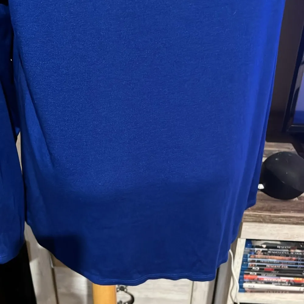 EST. 1946 women’s long sleeve tunic top Royal blue size XL - Image 6