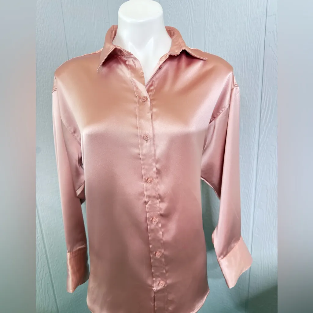 H&M Satin Button-Down Shirt in Blush - Image 3