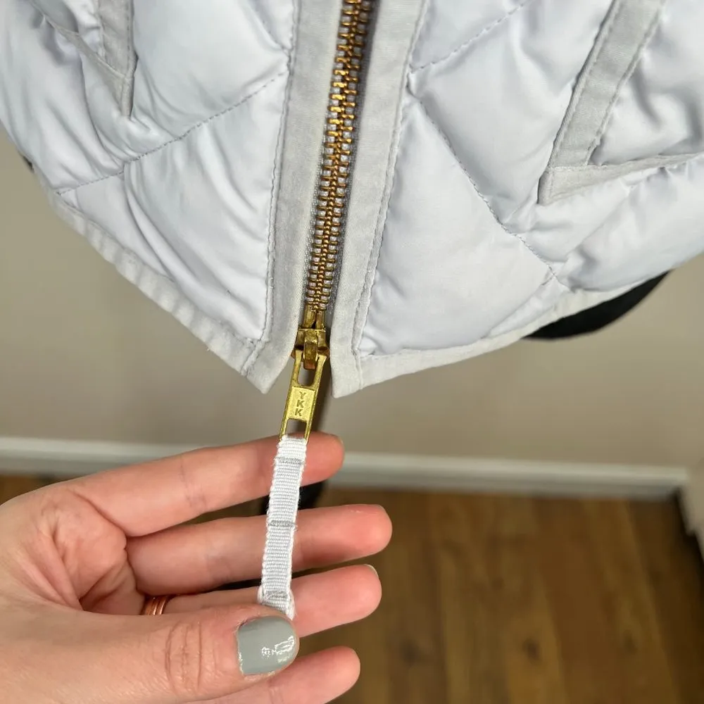 J. Crew Quilted Zip Front Puffer Waterfowl Partial Down Filled Vest, Sz Small - Image 3