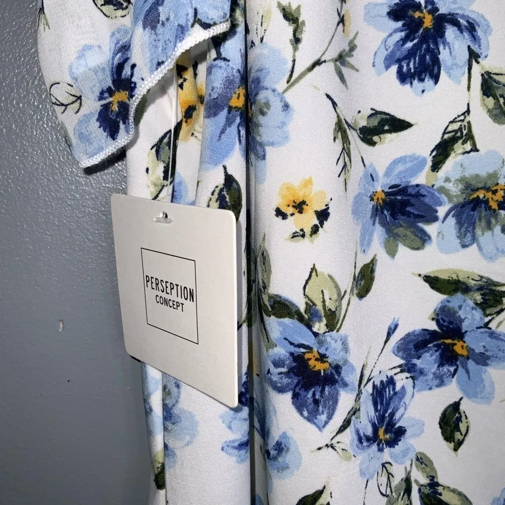 Cable & Guage 2Pc Set~Lg Blue Sweater Cardigan & XL Blue & Yellow Floral Blouse - Image 14