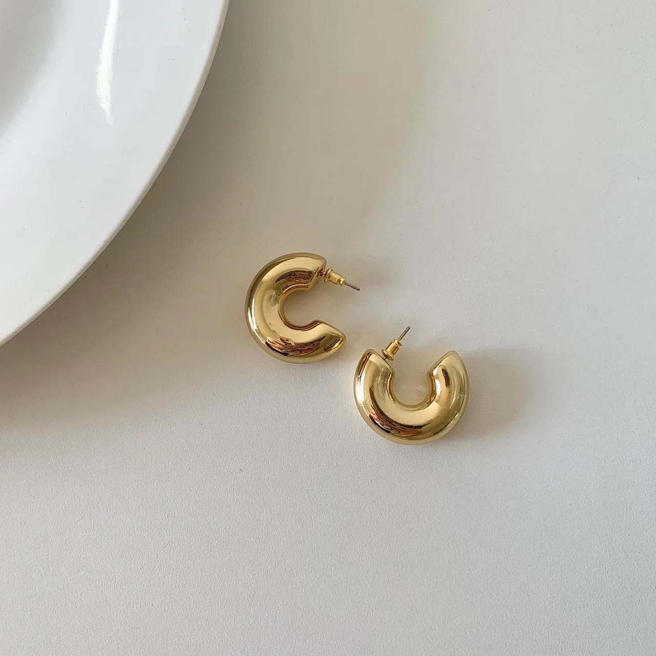 Bold Gold Hoops Earrings Chunky Gold Hoops earrings - Image 2