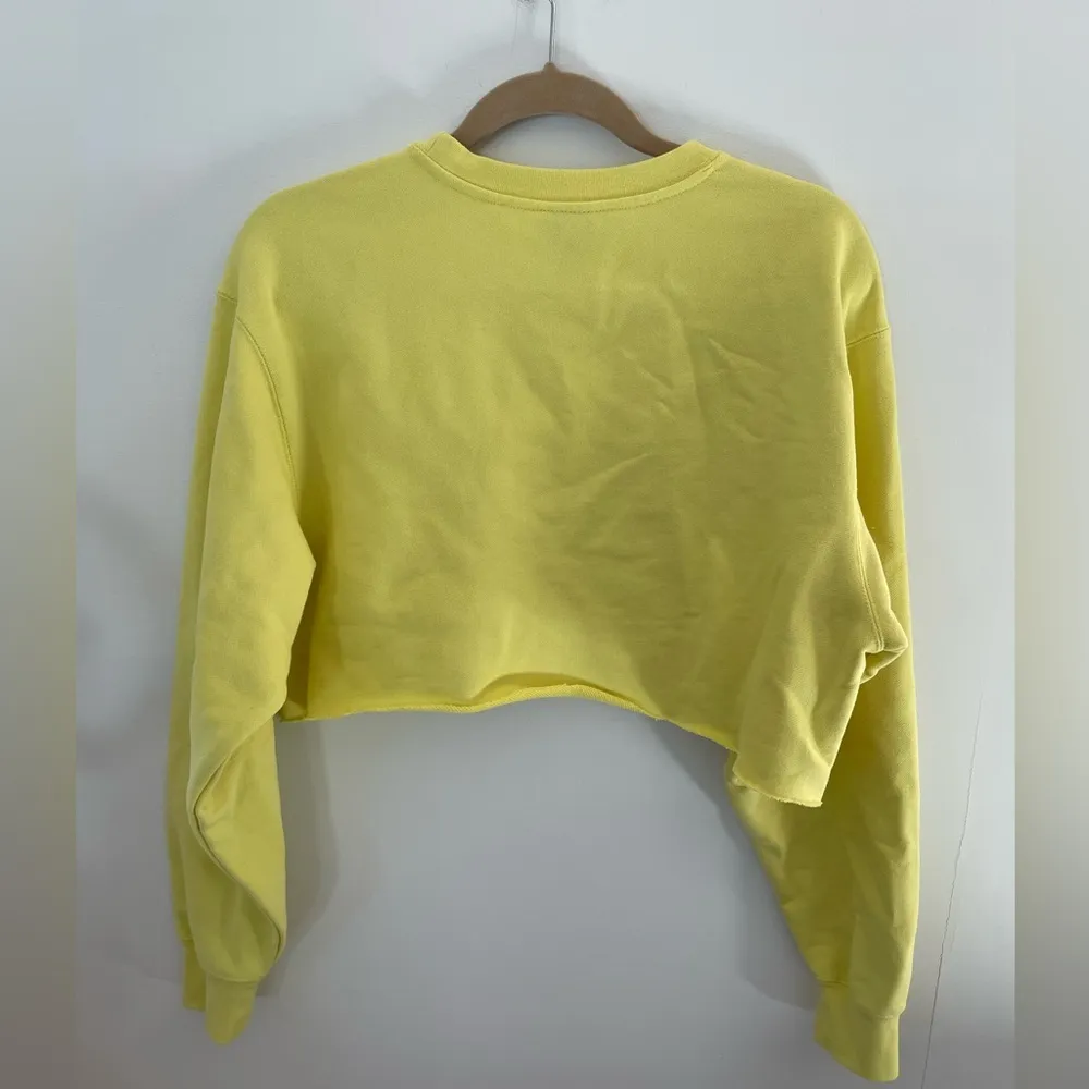 Yellow Obey crop sweatshirt size large - Image 6