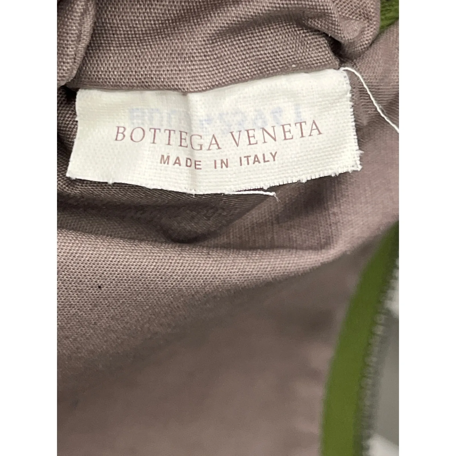 Bottega Veneta Acid Green Nappa Leather Zip Clutch Pouch Italy - Image 3