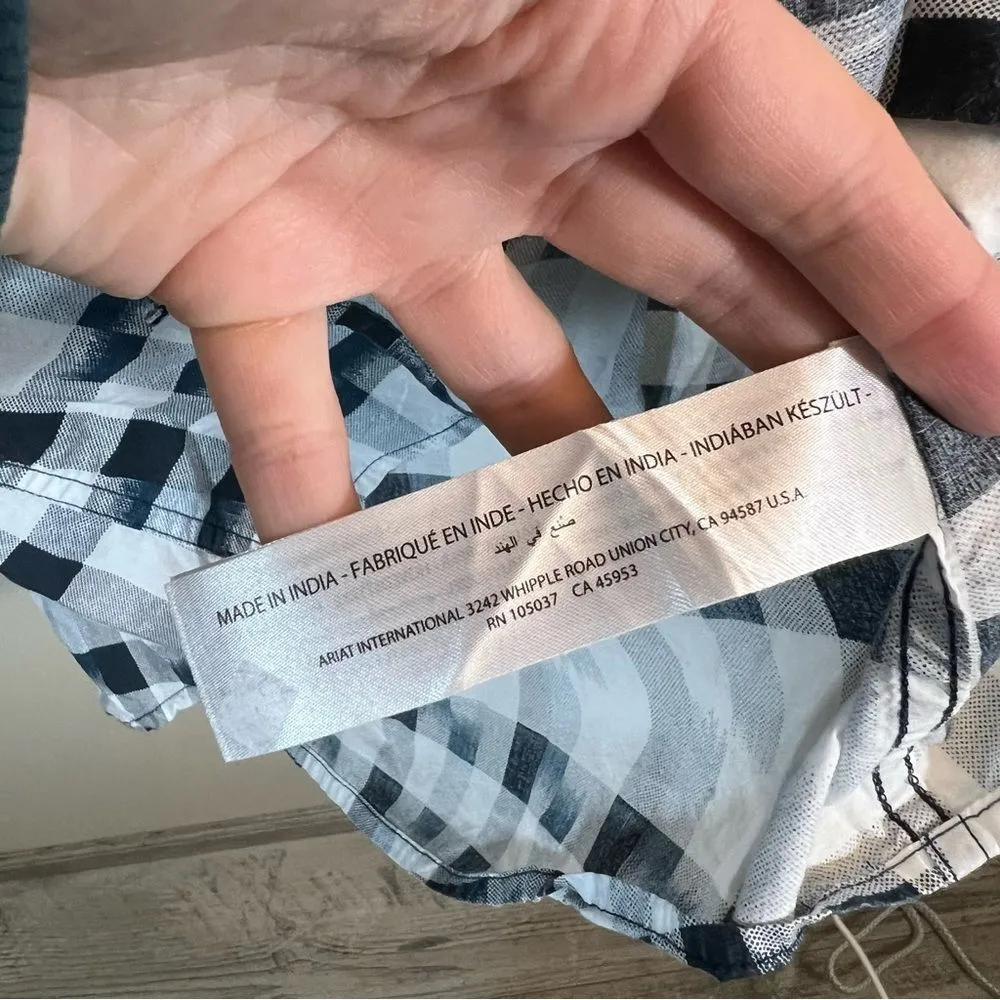 ✨ Ariat Women’s White Blue Plaid Snap Long Sleeve Shirt Medium - Image 9