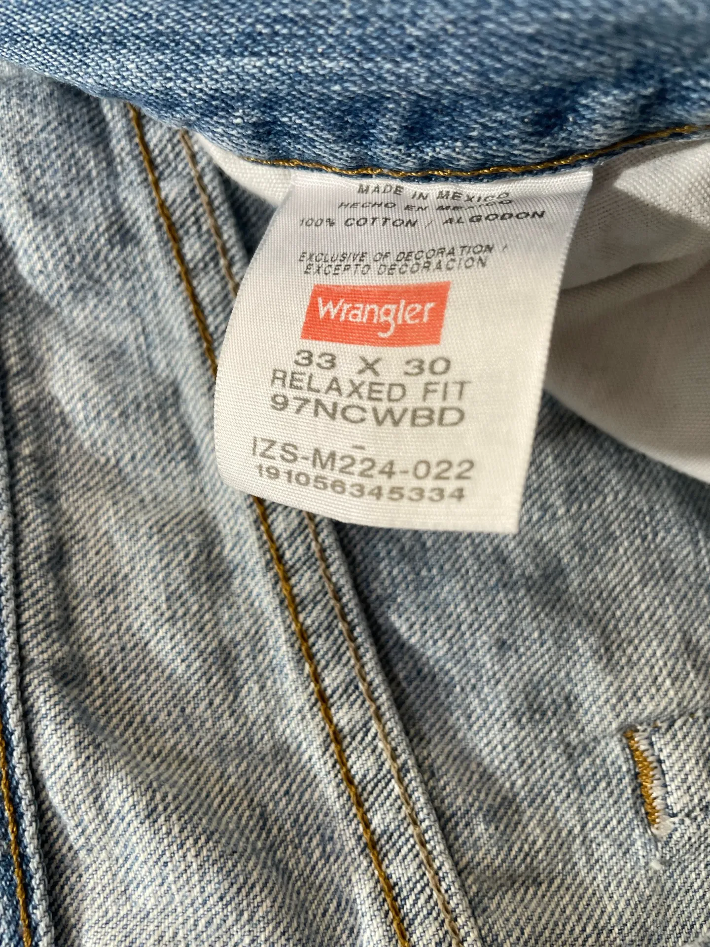 Y2K Wrangler relaxed fit jeans - Image 3