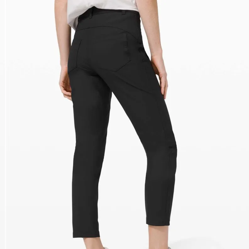 lululemon athletica Black Women's Pants - Image 4