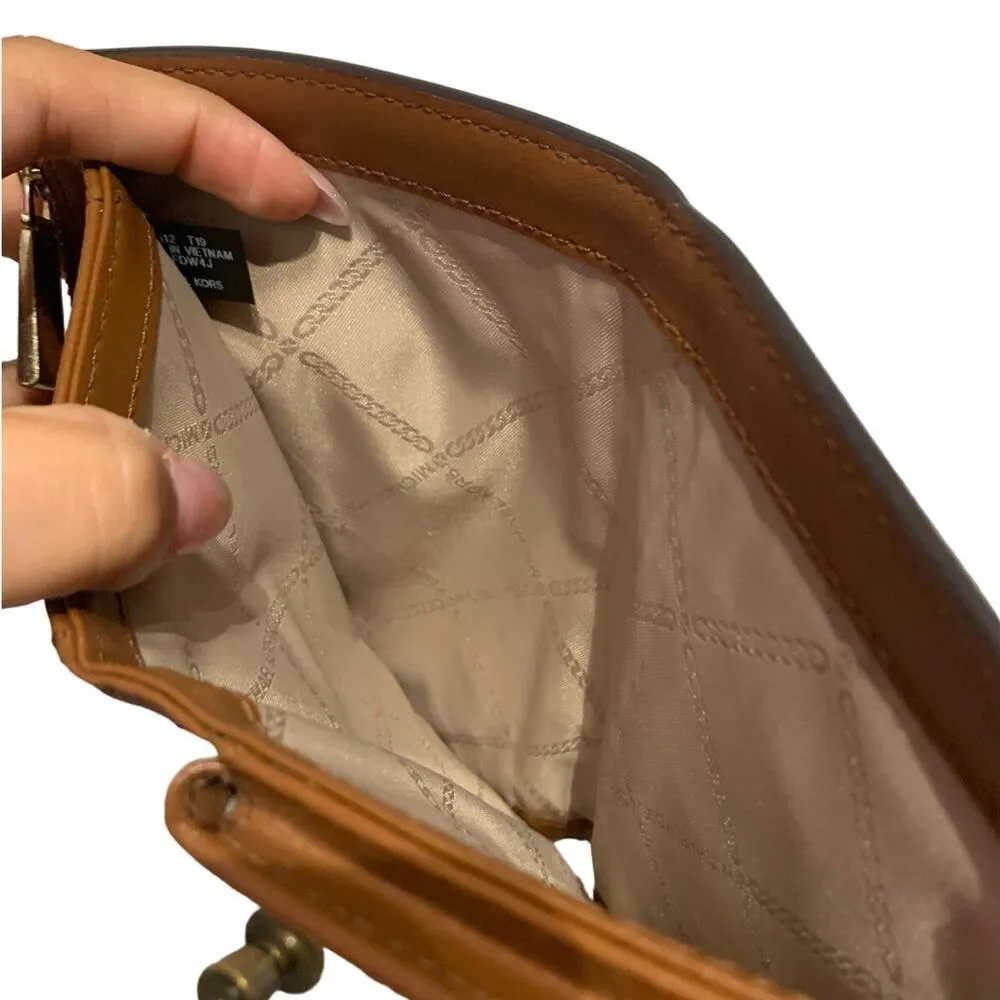 Michael Kors Brown Tan Signature Jet Set Wallet w/ Phone Holder - Image 7