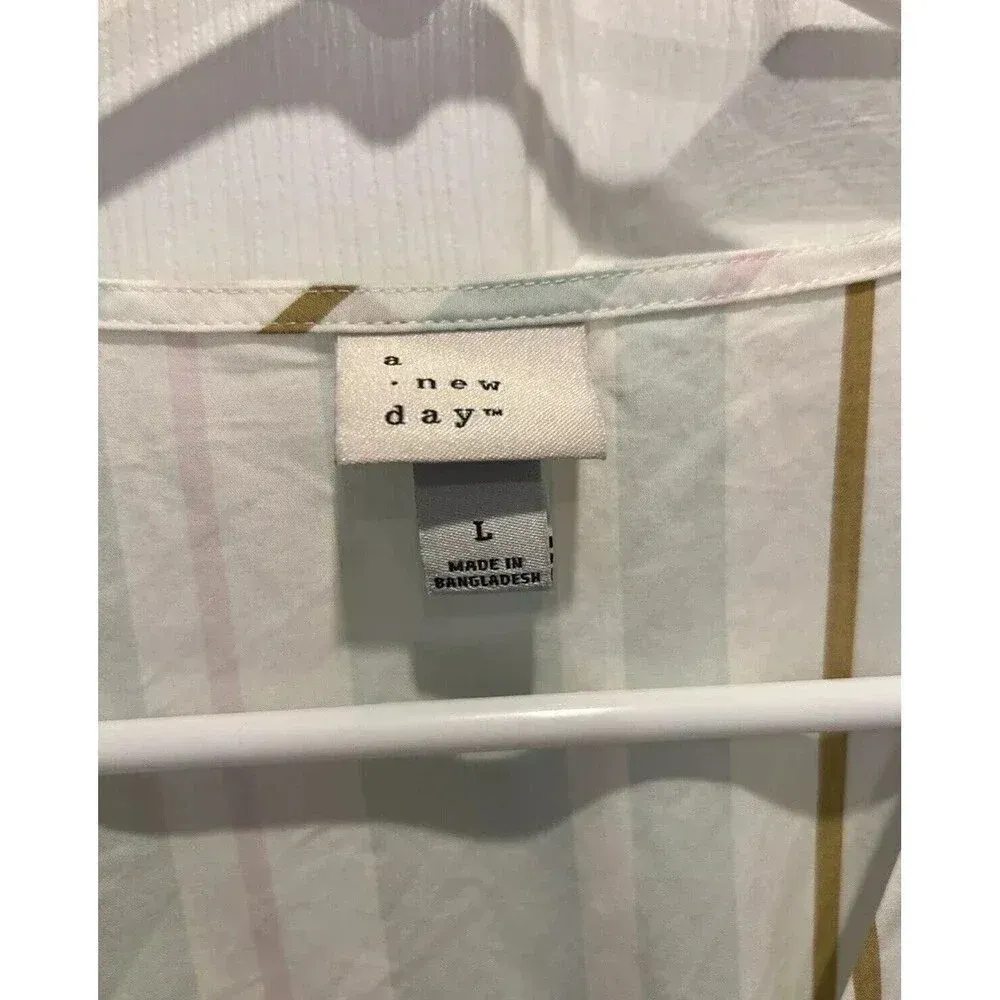 A‎ New Day 100% Cotton Mint Green Striped Faux Wrap Blouse Size Large - Image 3