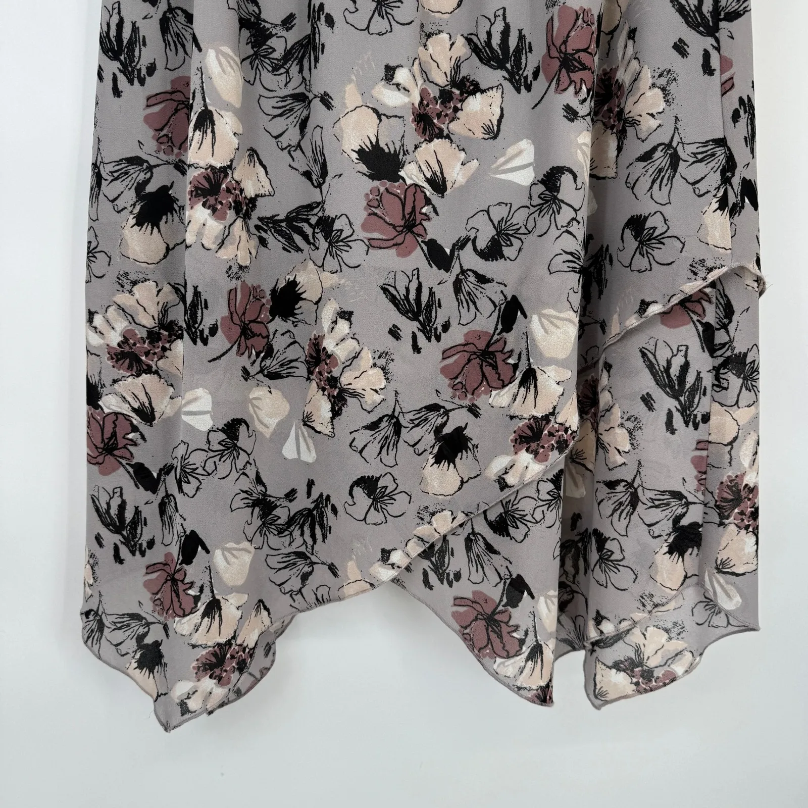 Leith Asymmetrical Hem Midi Skirt Womens S Grey Floral Elastic Waist Polyester - Image 3
