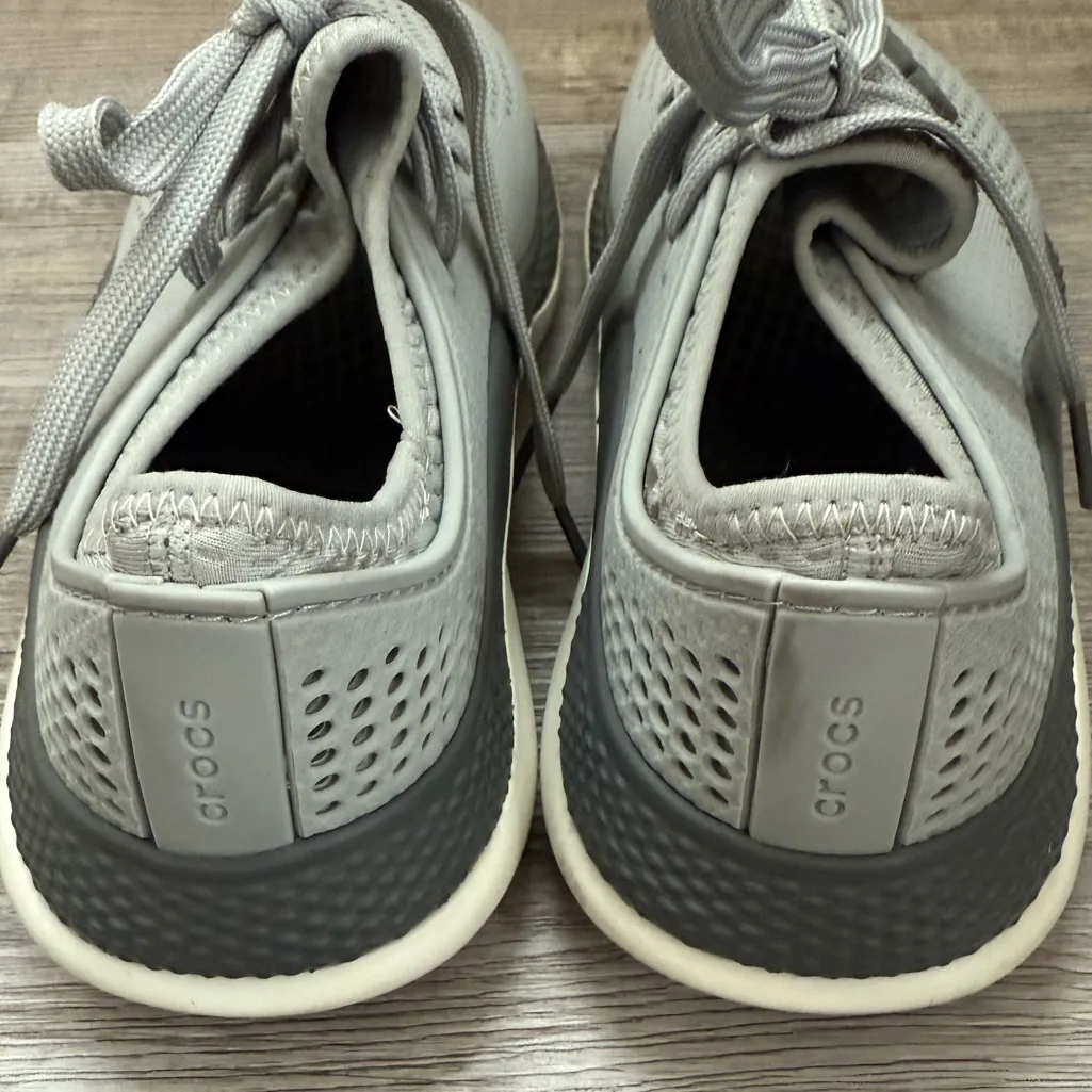 Crocs Women’s Sz 7 Lite Ride Sneaker Shoes Lace Up 360 Pacer in Gray - Image 5