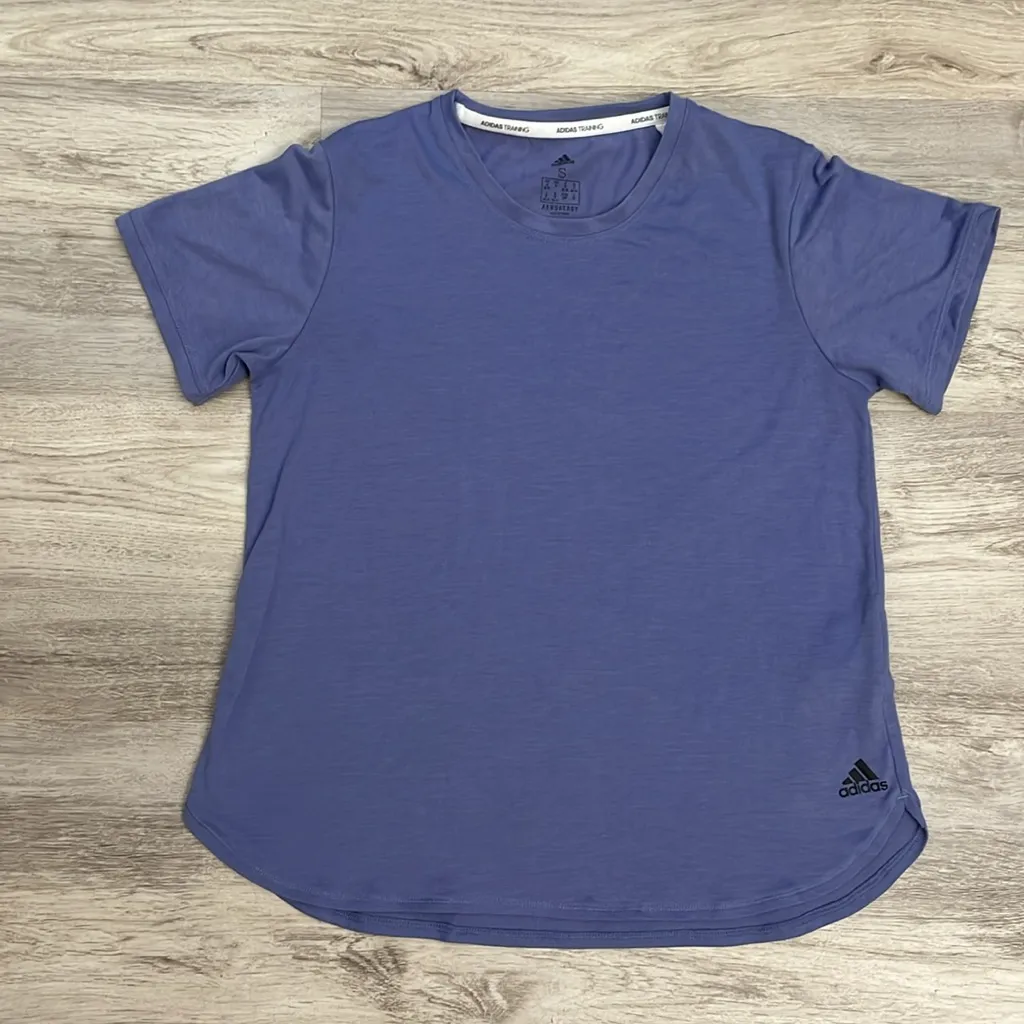 Adidas Purple Training Aeroready Short Sleeve Crew Neck Women's Tee Size Small - Image 6