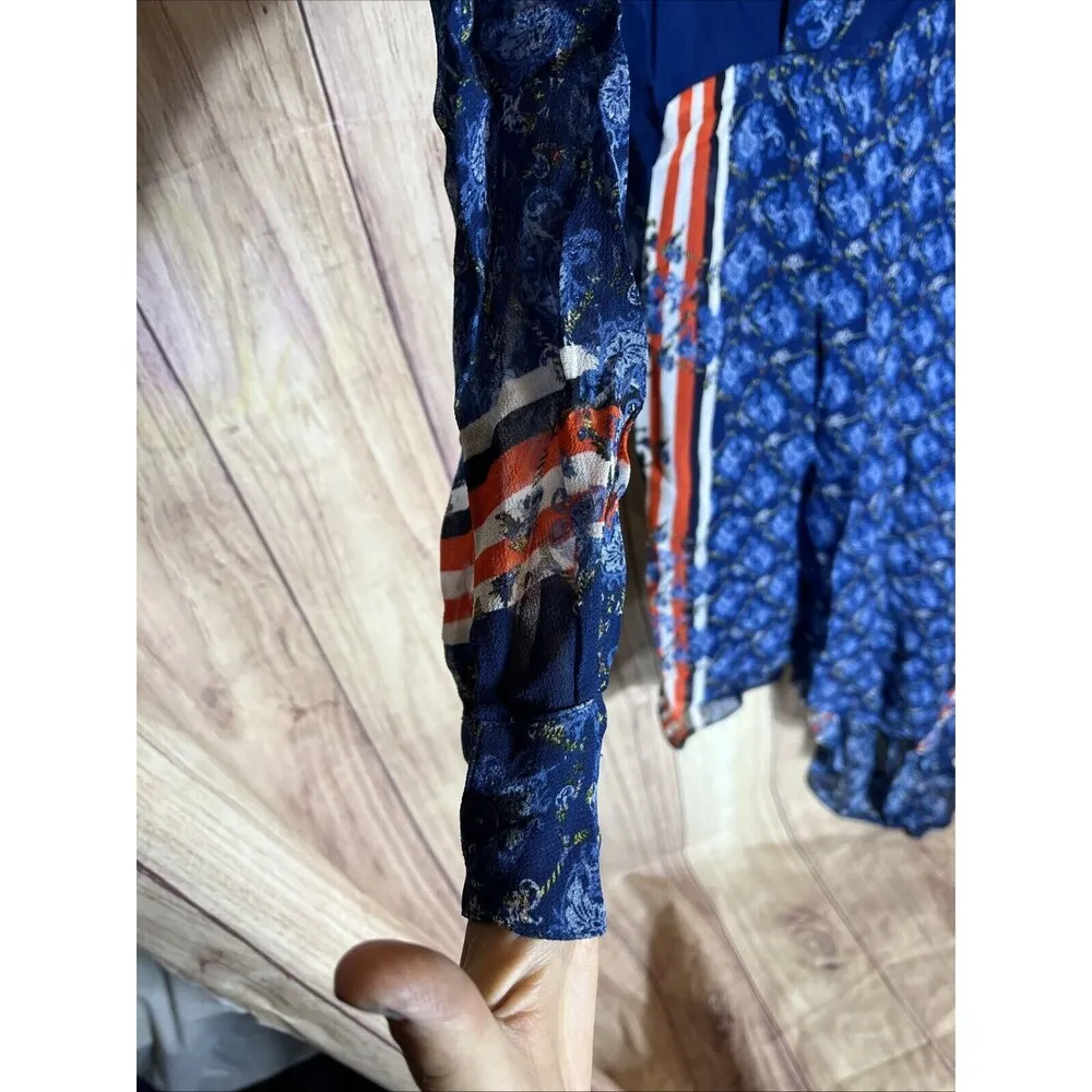 Preen Line Womens Long Sleeve V - Image 2