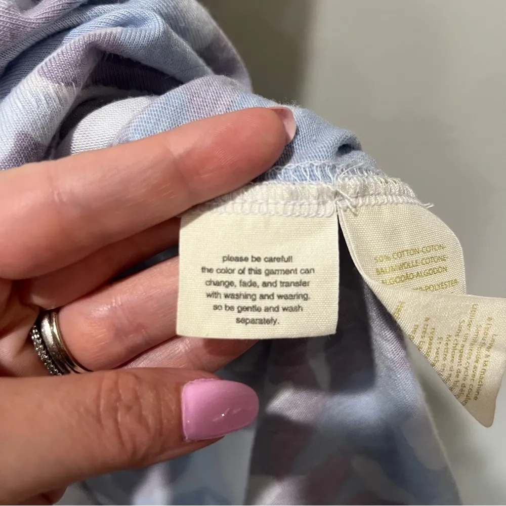 FREE PEOPLE WE THE FREE Womens Camo Top Size Medium Blue Round Neck Cap sleeves - Image 7