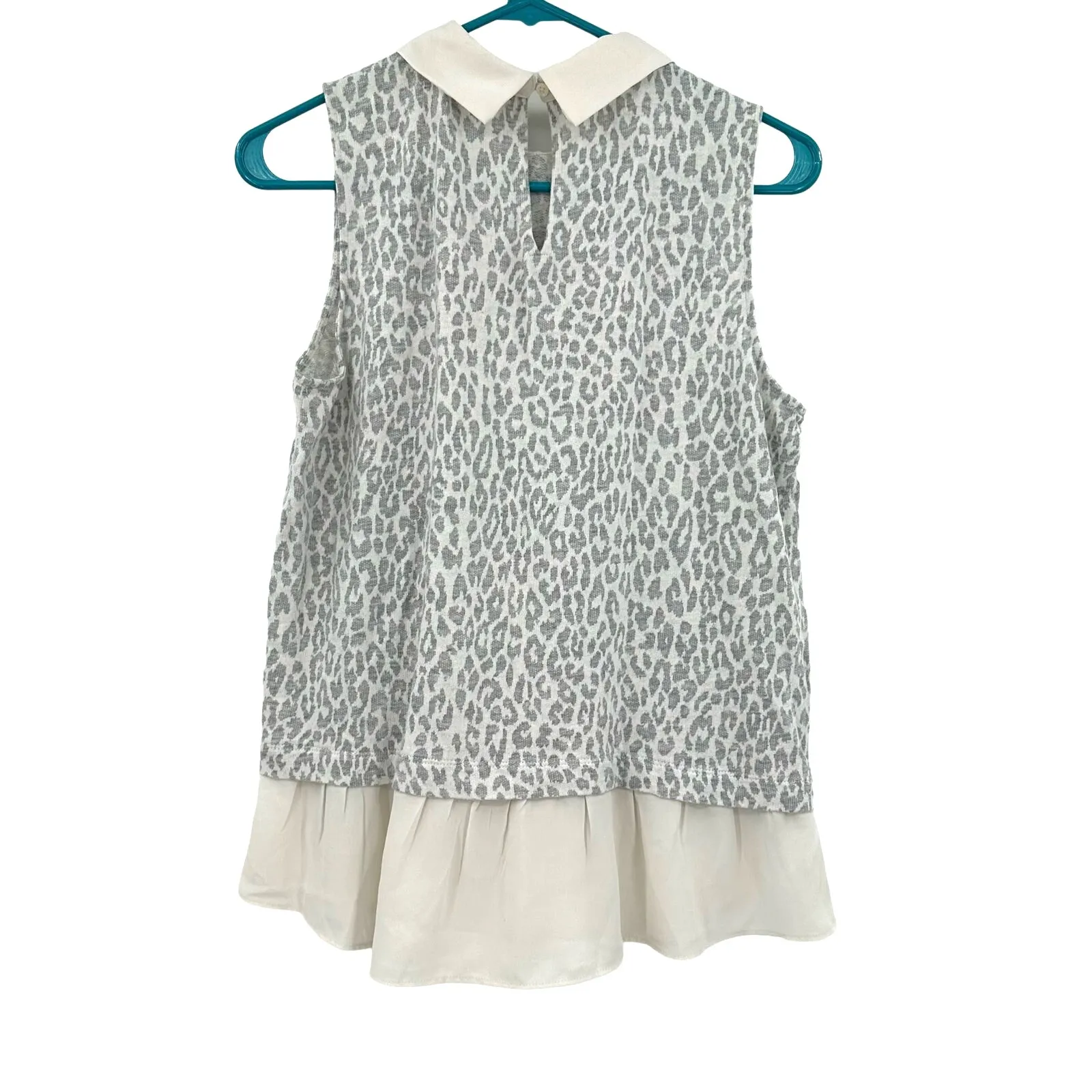 Loft size small sleeveless collared tank top blouse white‎ gray leopard print - Image 2