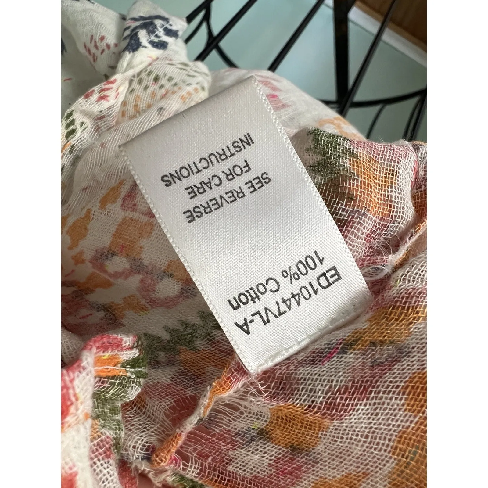 En Creme L Women's Creme Floral Coverup Poncho Top Tunic Size M - Image 5